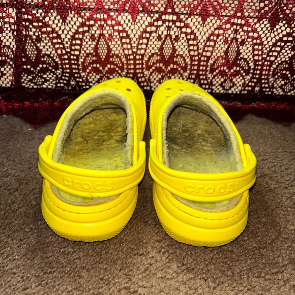 Yellow Crocs - Picture 3 of 5